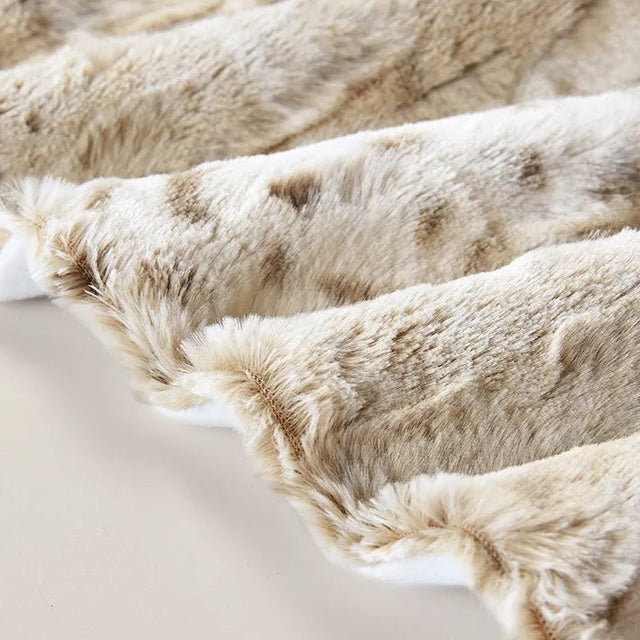 Gentle Fawn Faux Fur Blanket blanket - Palatium Lux
