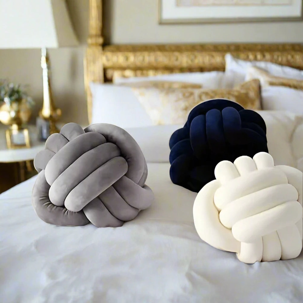 Cozy Knot Ball Pillow Pillow Cover - Palatium Lux
