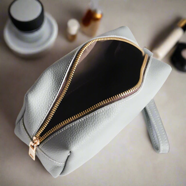 Velour Voyage Toiletry Bag leather - Palatium Lux