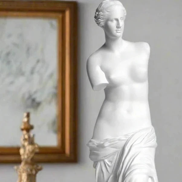 Classical Splendor Resin Statue statue - Palatium Lux