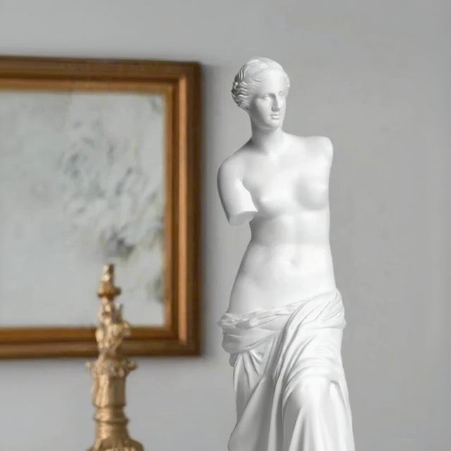 Classical Splendor Resin Statue statue - Palatium Lux