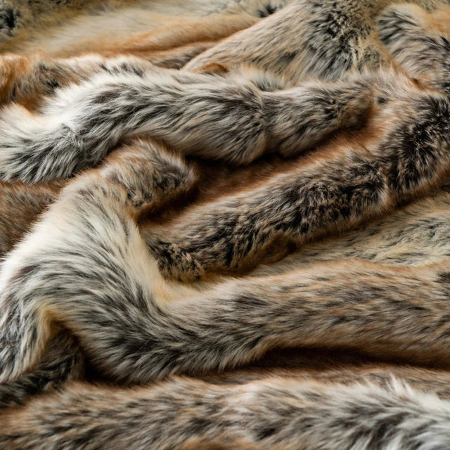 Warm Haven Faux Fur Blanket blanket - Palatium Lux