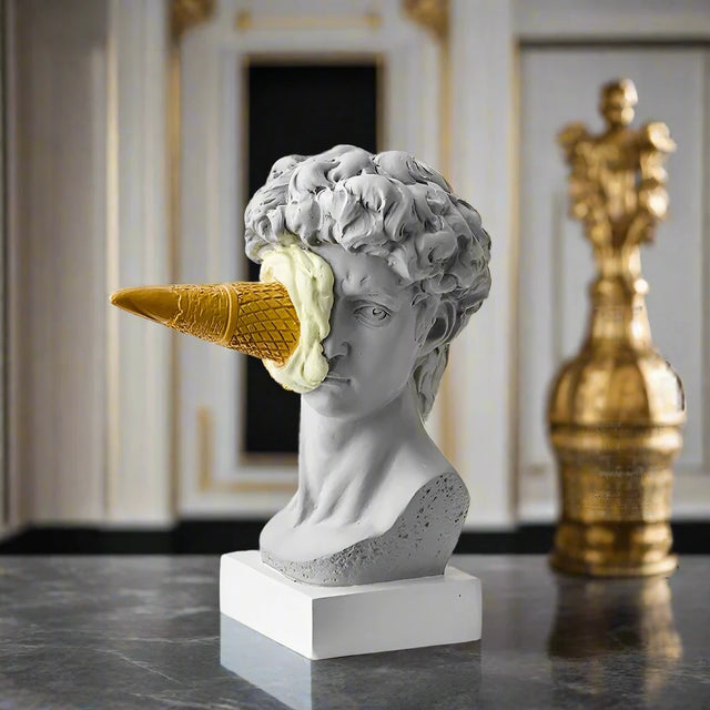 In Your Face Resin Statue statue - Palatium Lux