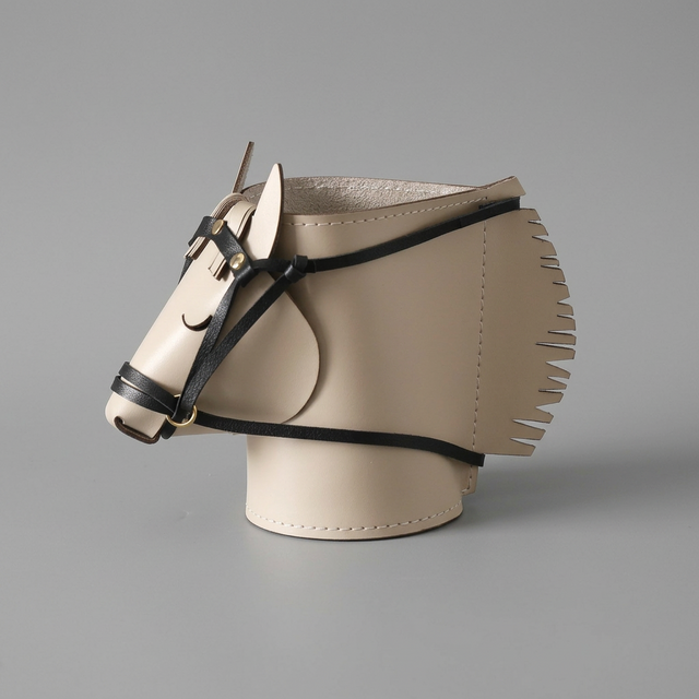 Nobleman Equine Organizer