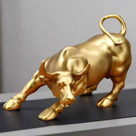 Bull of Abundance Resin Statue Gold statue - Palatium Lux