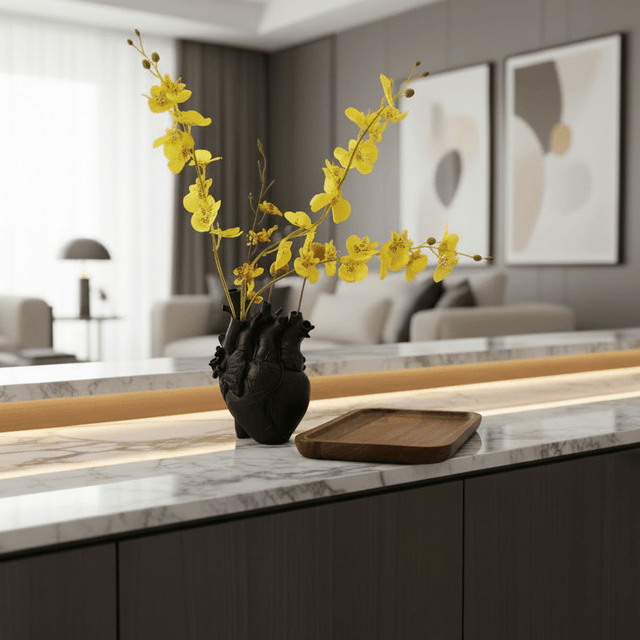 From the Heart Resin Vase Vase - Palatium Lux