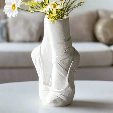Graceful Poise Ceramic Vase Vase - Palatium Lux