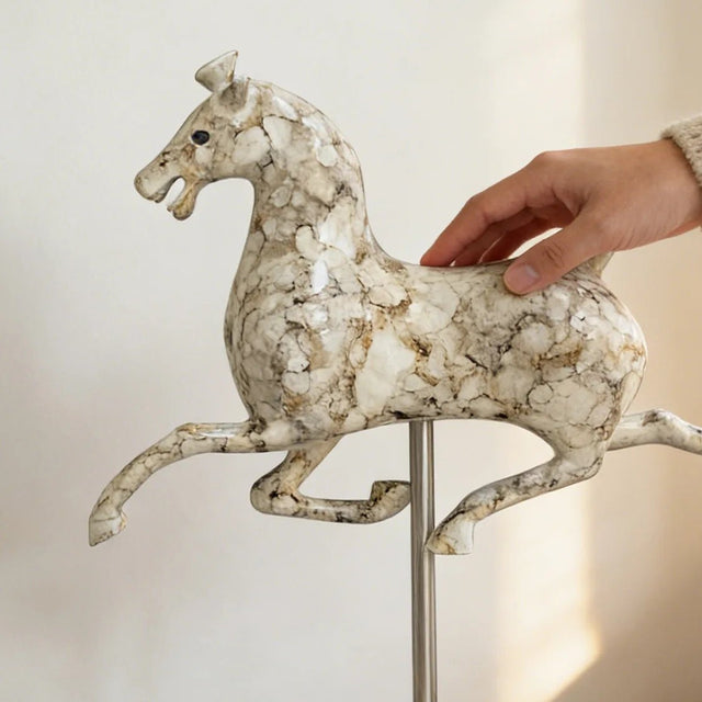 The Grand Cavalier Statue statue - Palatium Lux