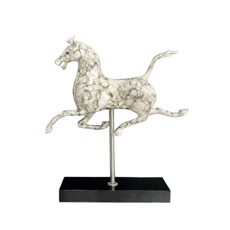 The Grand Cavalier Statue statue - Palatium Lux