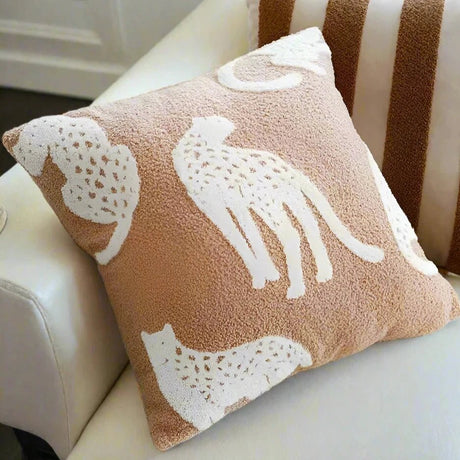 Wildlife Grace Pillow Cover pillow covers - Palatium Lux