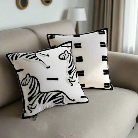 Wildlife Grace Pillow Cover pillow covers - Palatium Lux