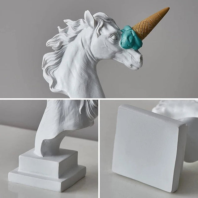 Sweet Tooth Horse Resin Statue - Palatium Lux